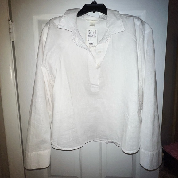 White Blouse - Picture 1 of 3